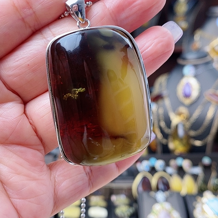 琥珀颈饰银S925镶嵌吊坠