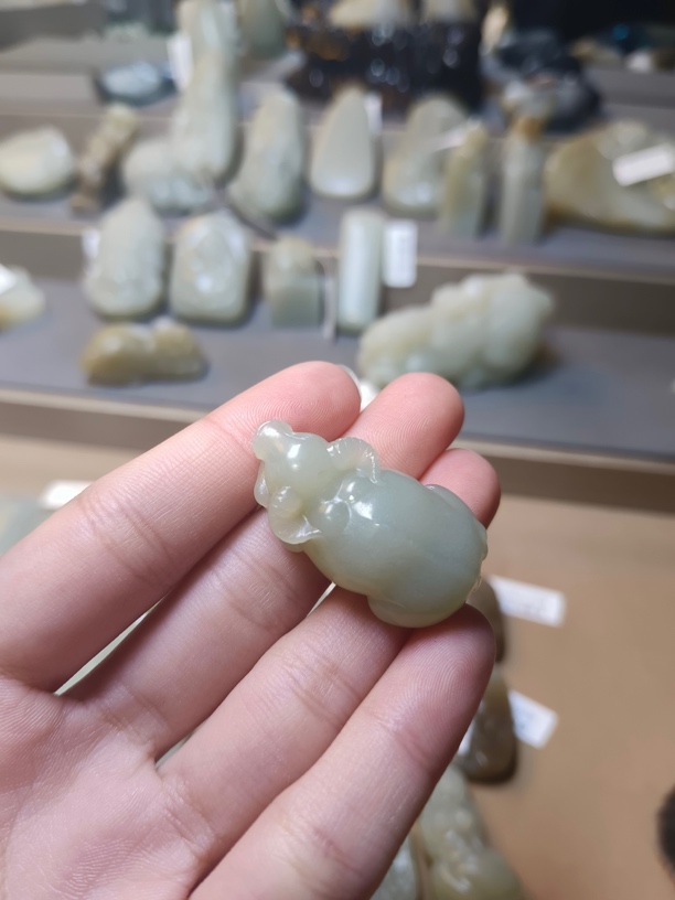 新疆和田玉且末料