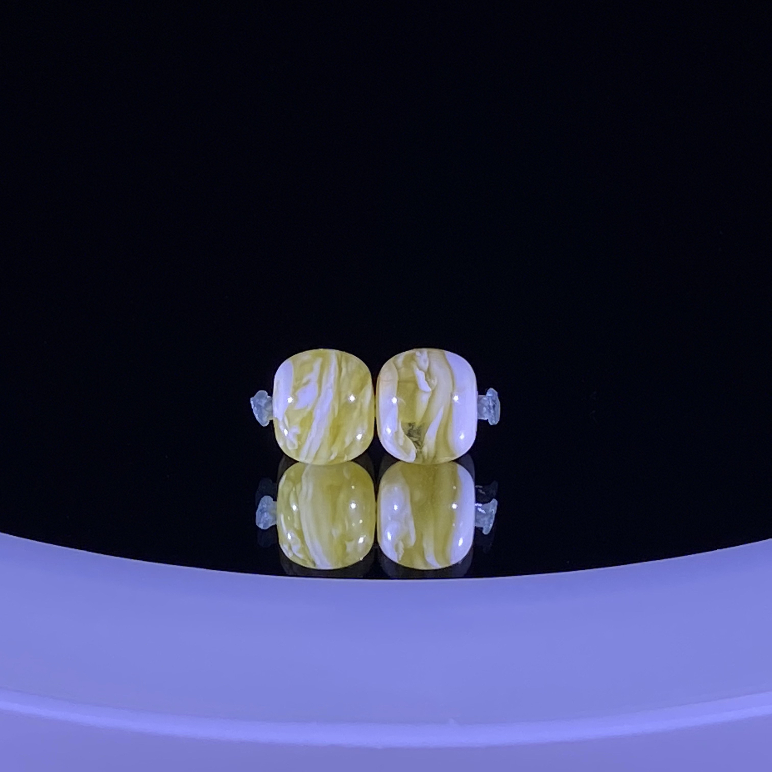 7.5mm金漆白千层雪虎皮纹妖花蜜蜡老型对珠 全品配串好看妖
