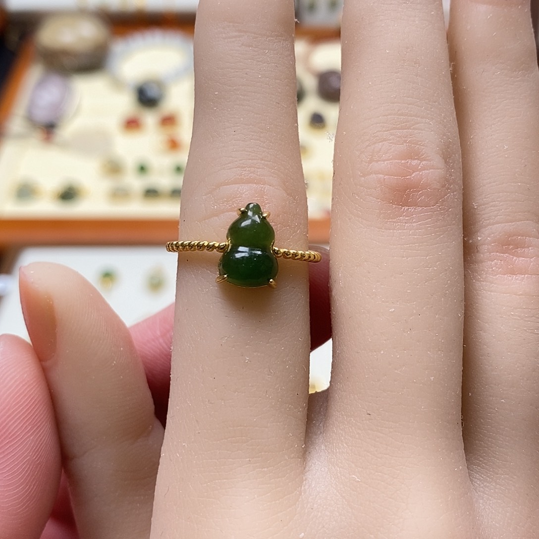 和田玉戒指银S925镶嵌