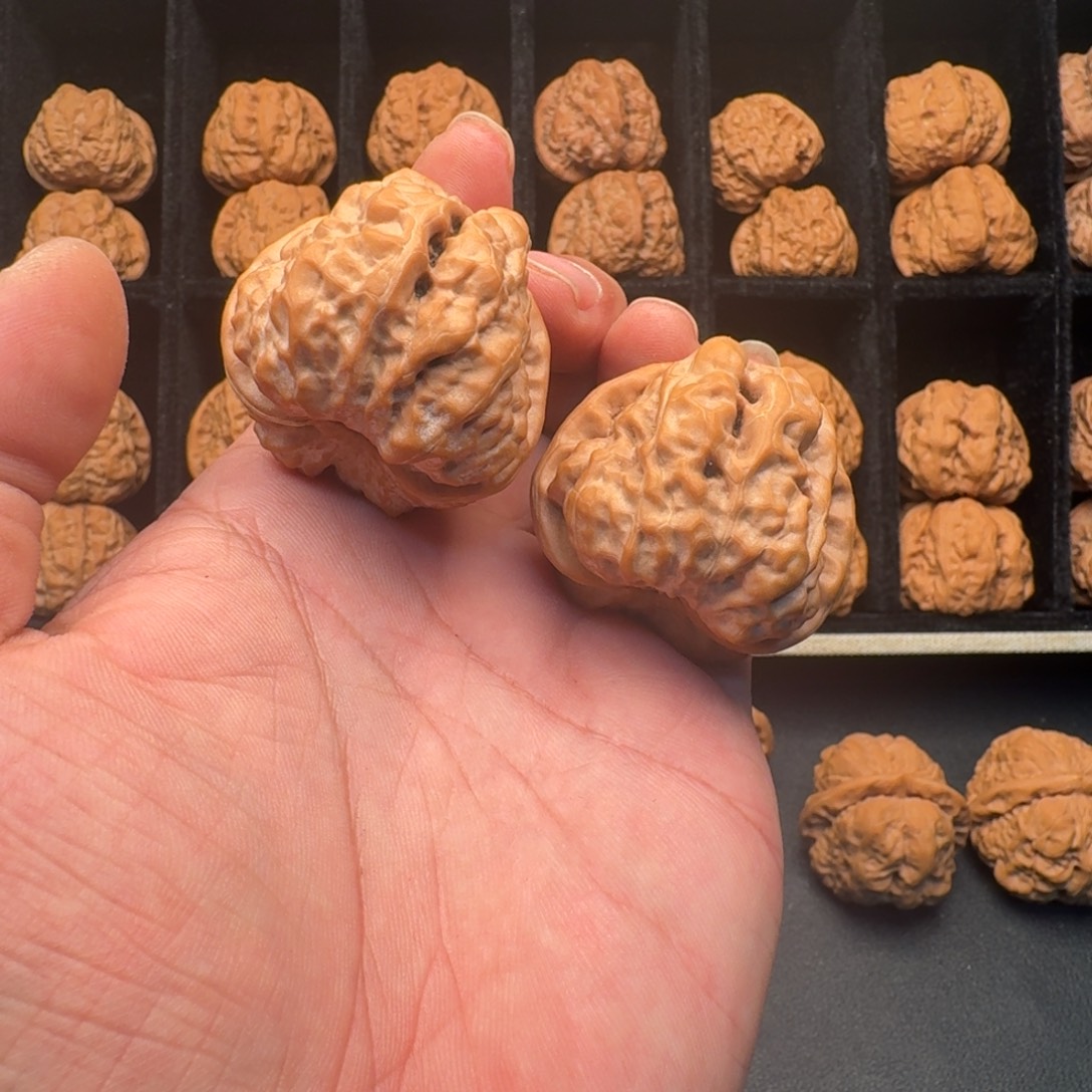 本***控文玩核桃吊坠蛙蛙