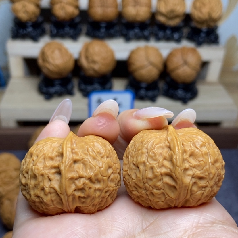 【闪购商品】桃核吊坠47香妃元宝34mm