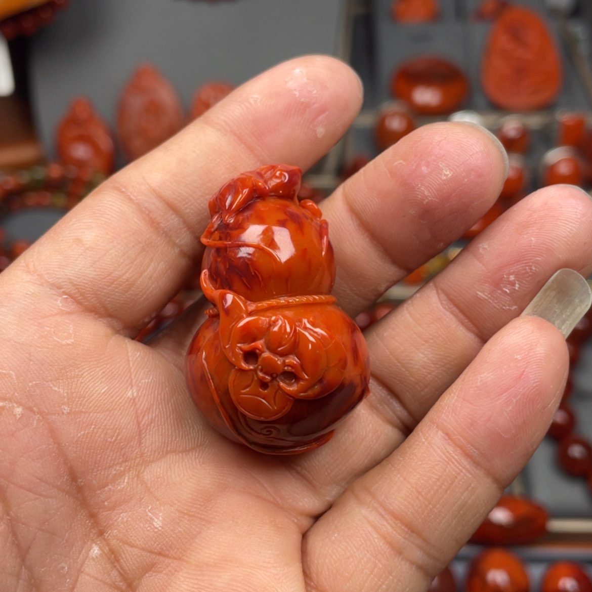 【闪购商品】南红玛瑙珠宝奇石未镶嵌吊坠