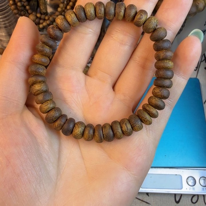 沉香碎屑沉香莺歌绿奇楠07算盘5.1克