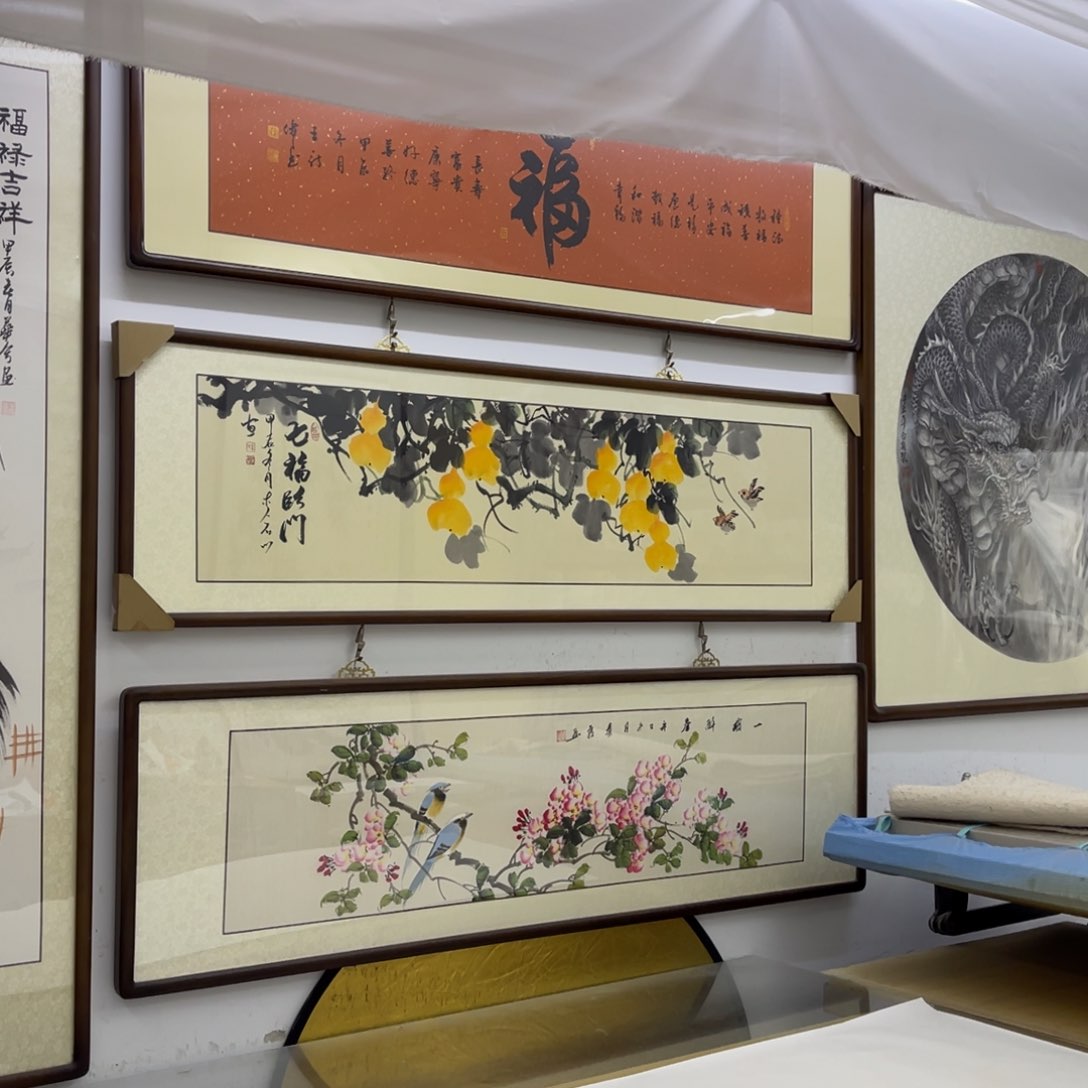 国画七福临门四尺对开成品画框一幅