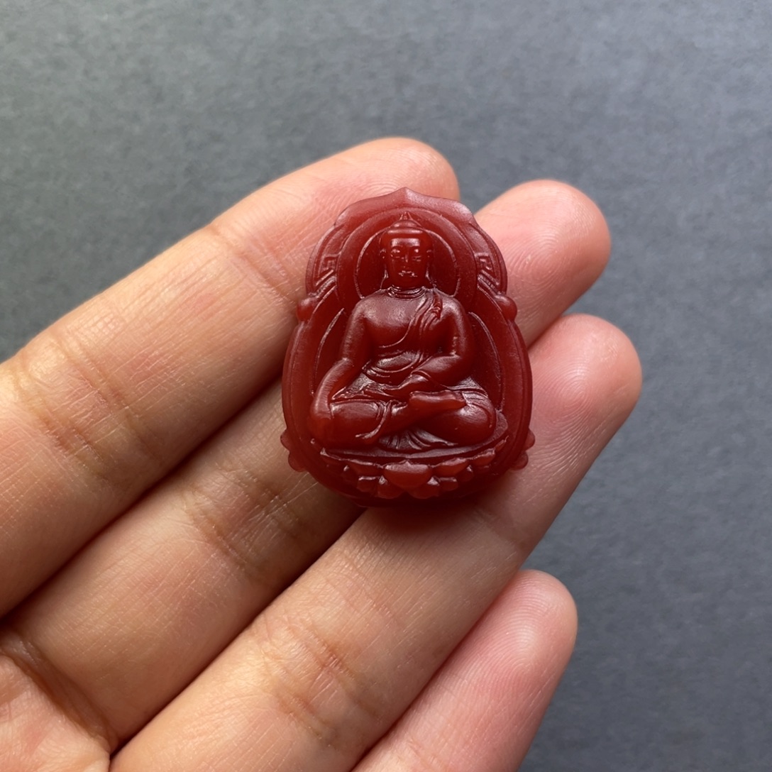 南红玛瑙未镶嵌配饰阿弥陀佛