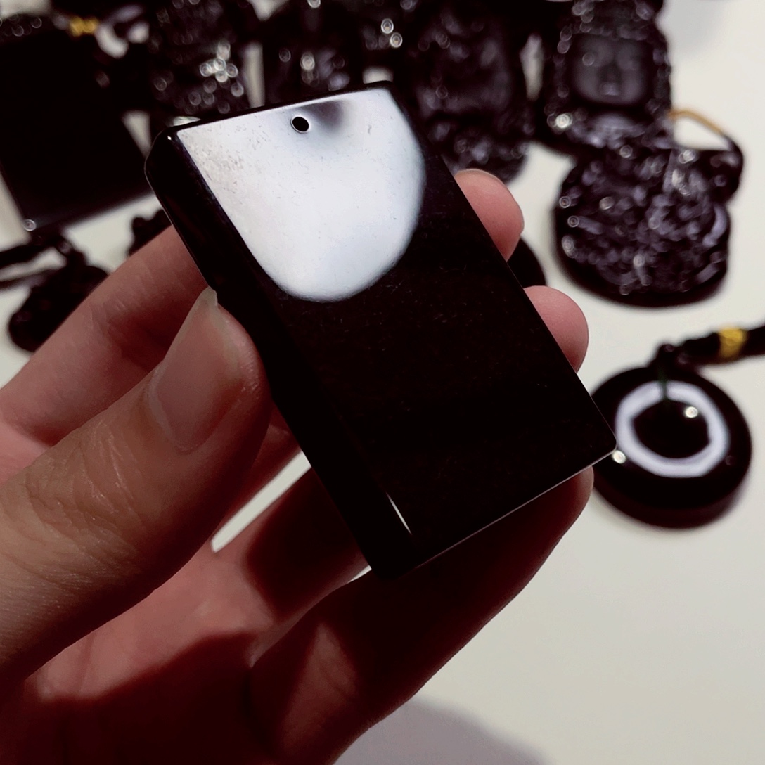 翡翠未镶嵌颈饰翡翠46