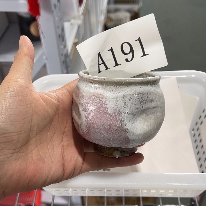 福利待遇多多哦哦哦