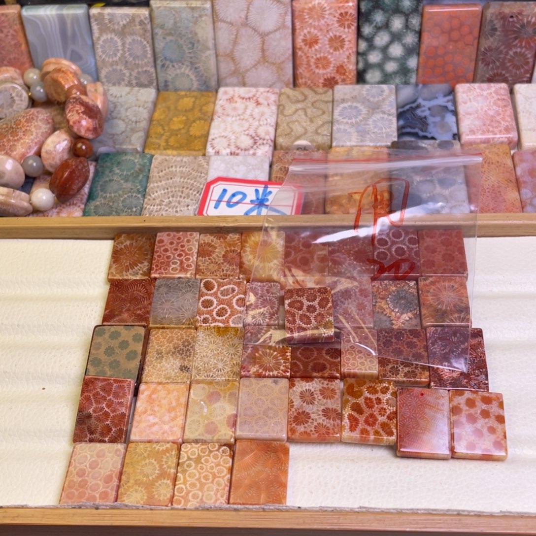 凋***硅化玉未镶嵌吊坠精品8