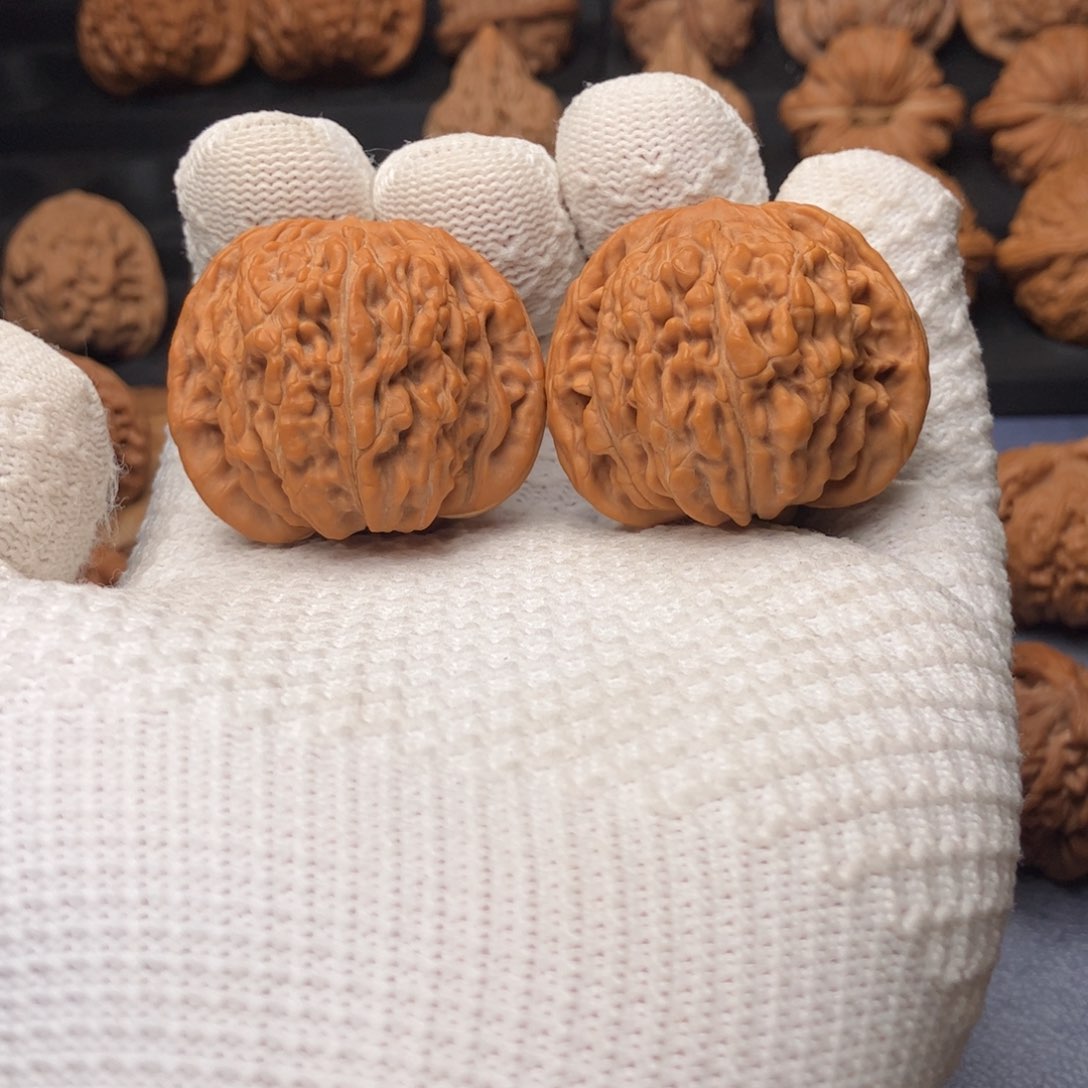 文玩核桃把件汉高楼40