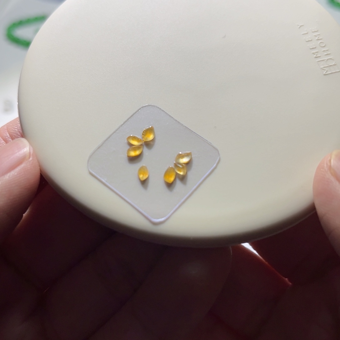 散珠翡翠裸石7颗