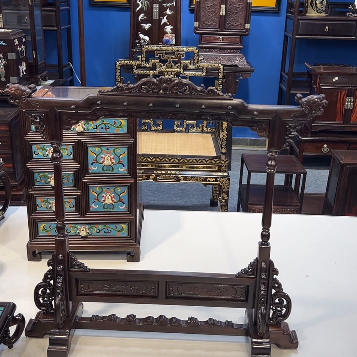 【闪购商品】红酸枝木类成套家具笔架