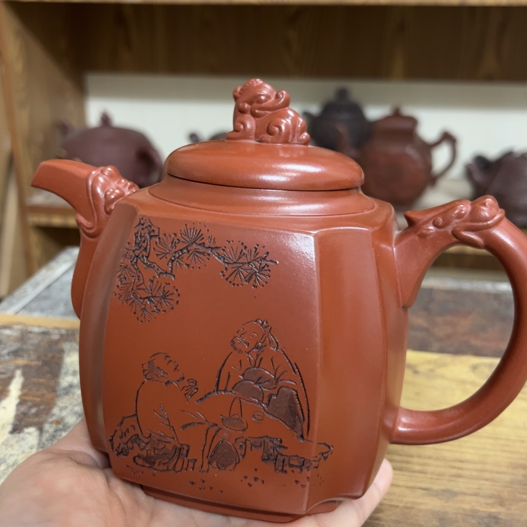 紫砂茶壶红皮龙紫砂壶