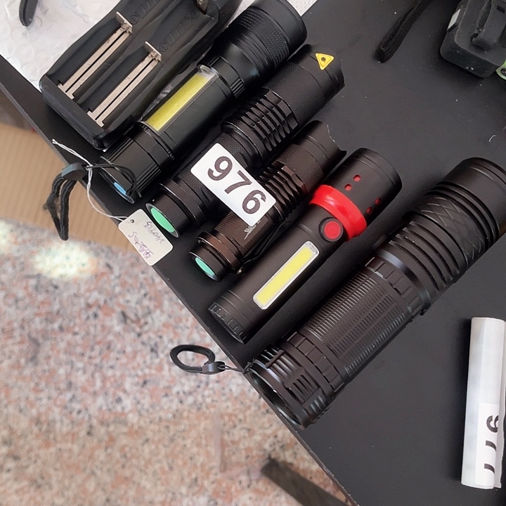 战*家用户外太阳能手电音响976