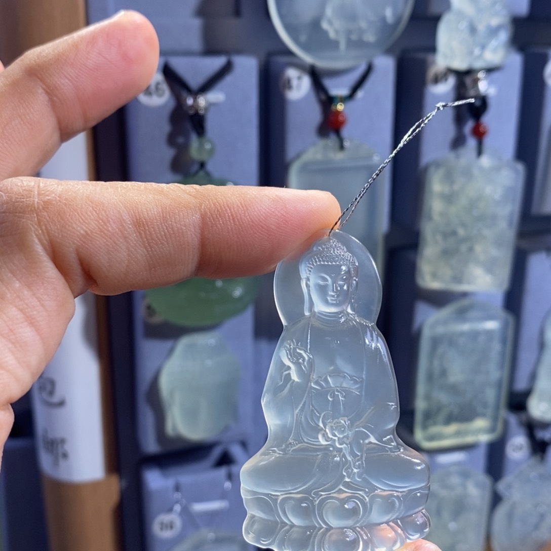 未镶嵌岫玉吊坠海**士