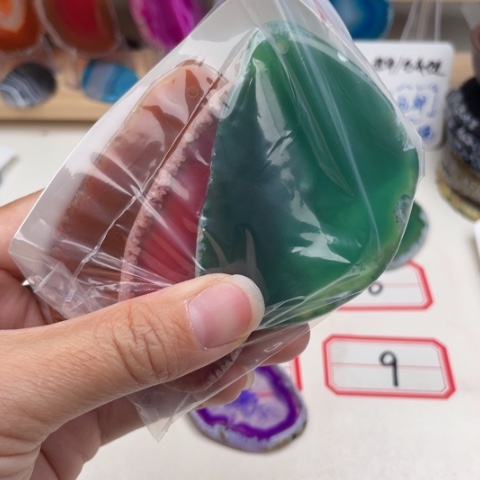 未镶嵌玛瑙/玉髓珠宝奇石d****r