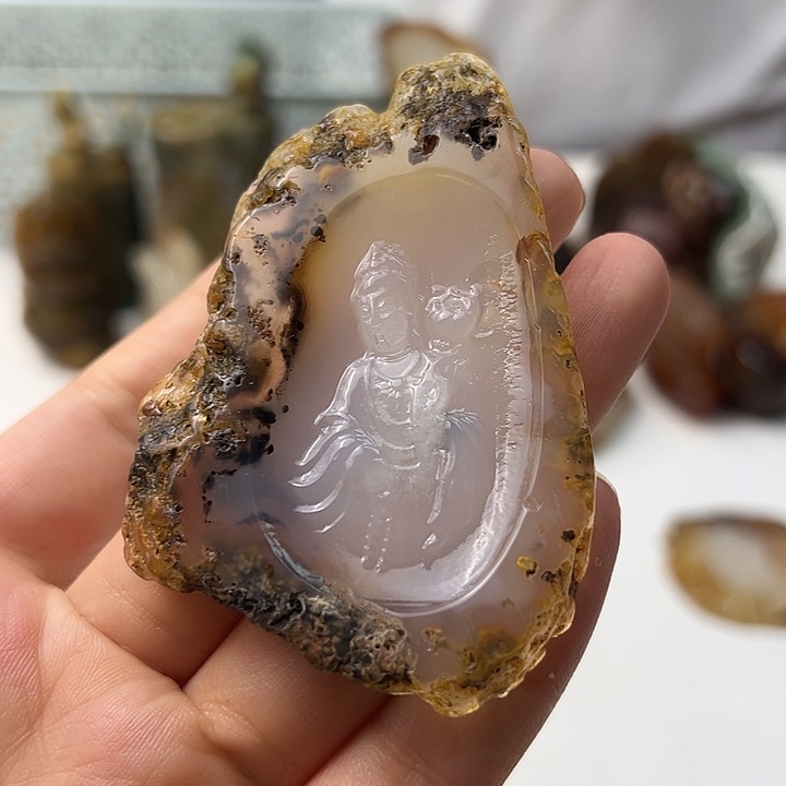 玛瑙/玉髓颈饰未镶嵌
