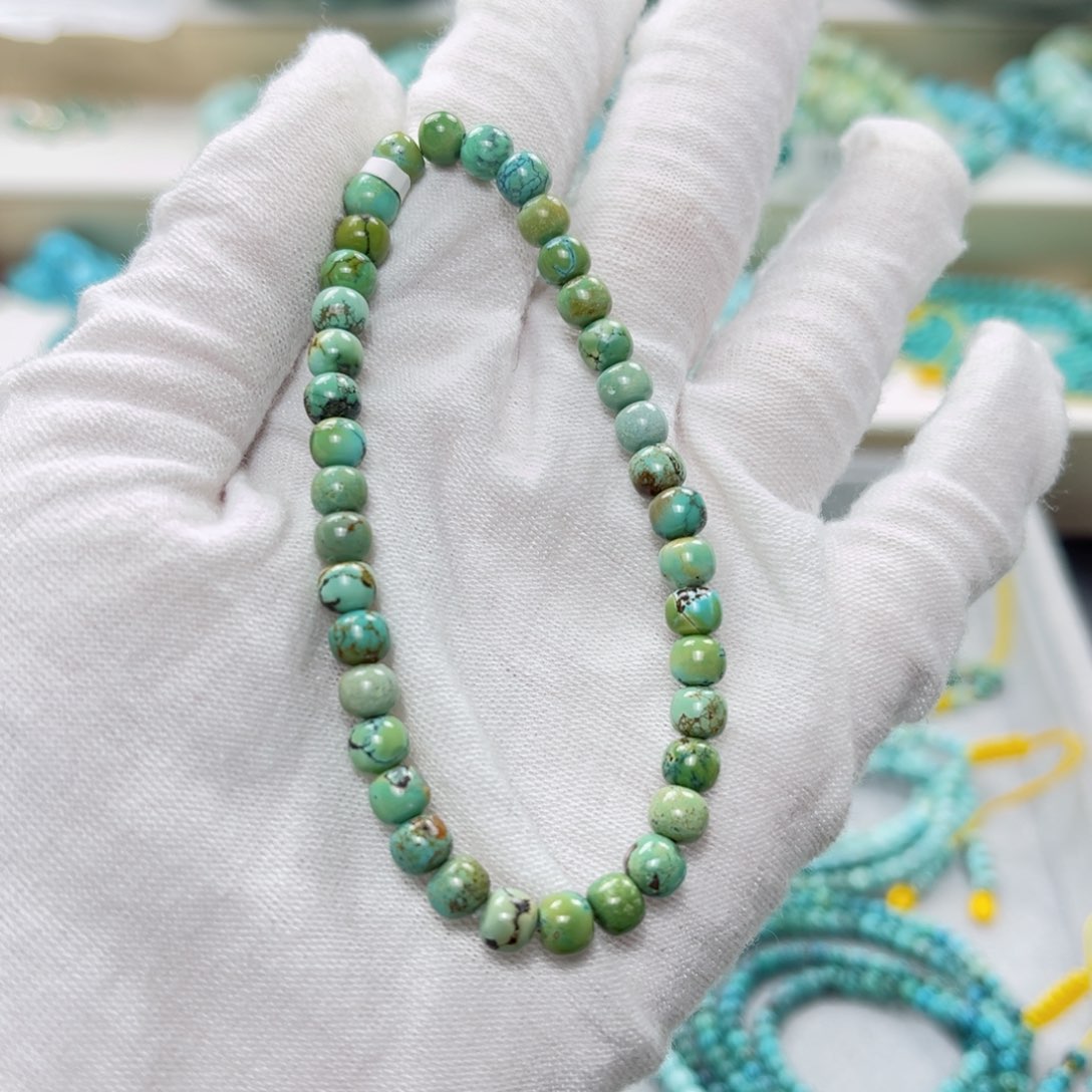 绿松石绿松石未镶嵌