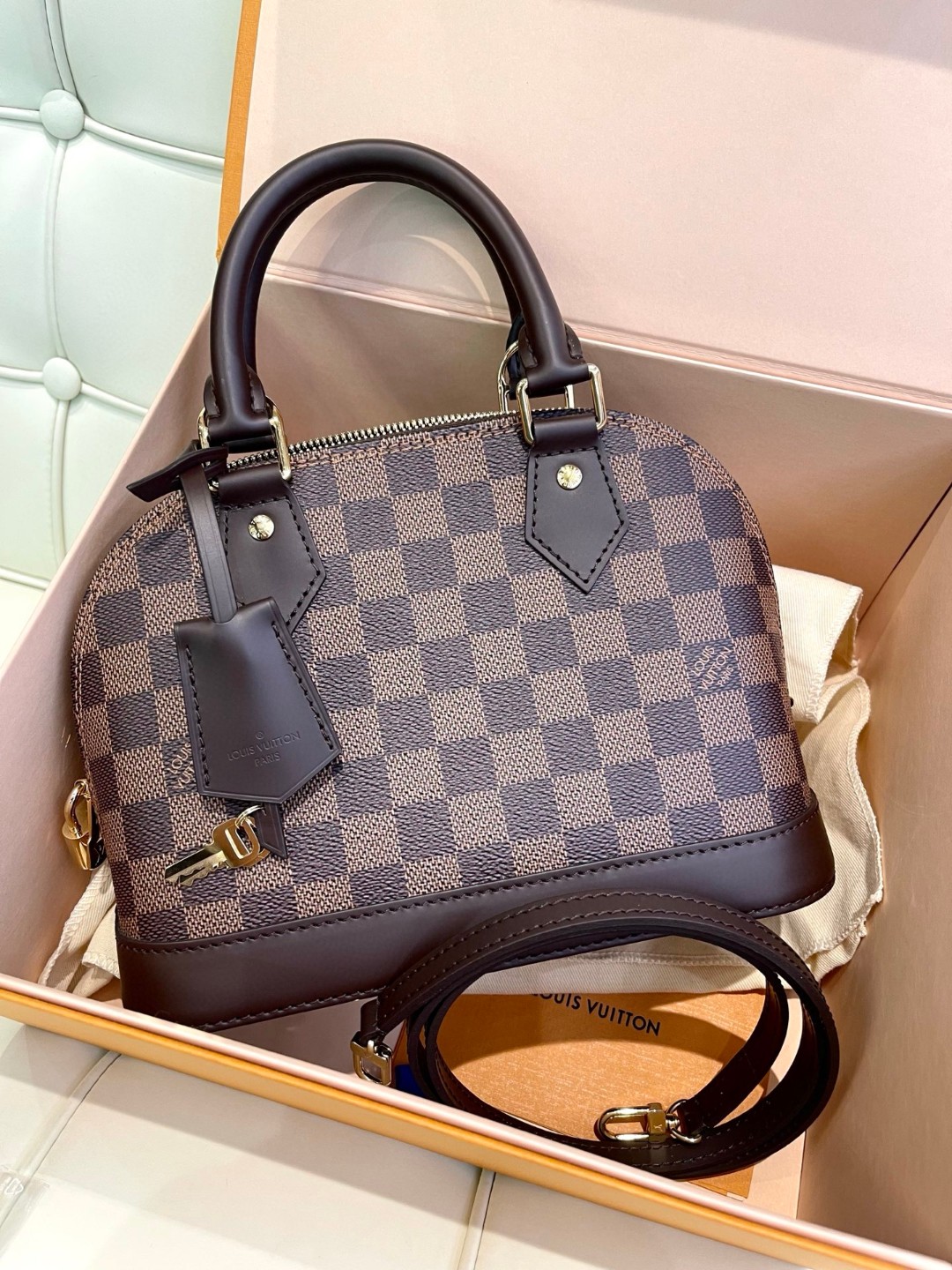 99新 LouisVuitton/路易威登 js118988 lv棋盘格贝壳bb.