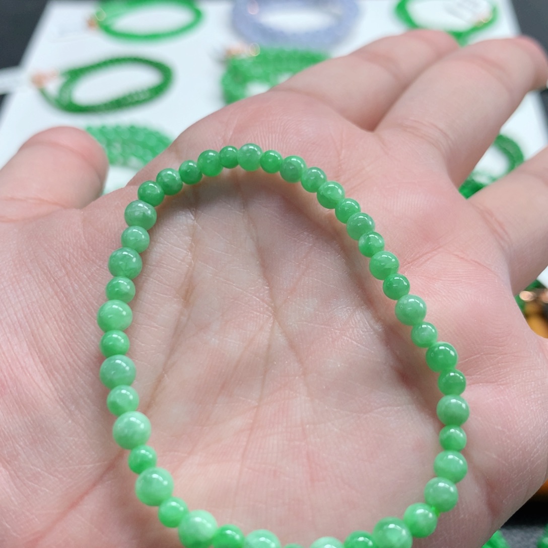 翡翠未镶嵌手链翡翠