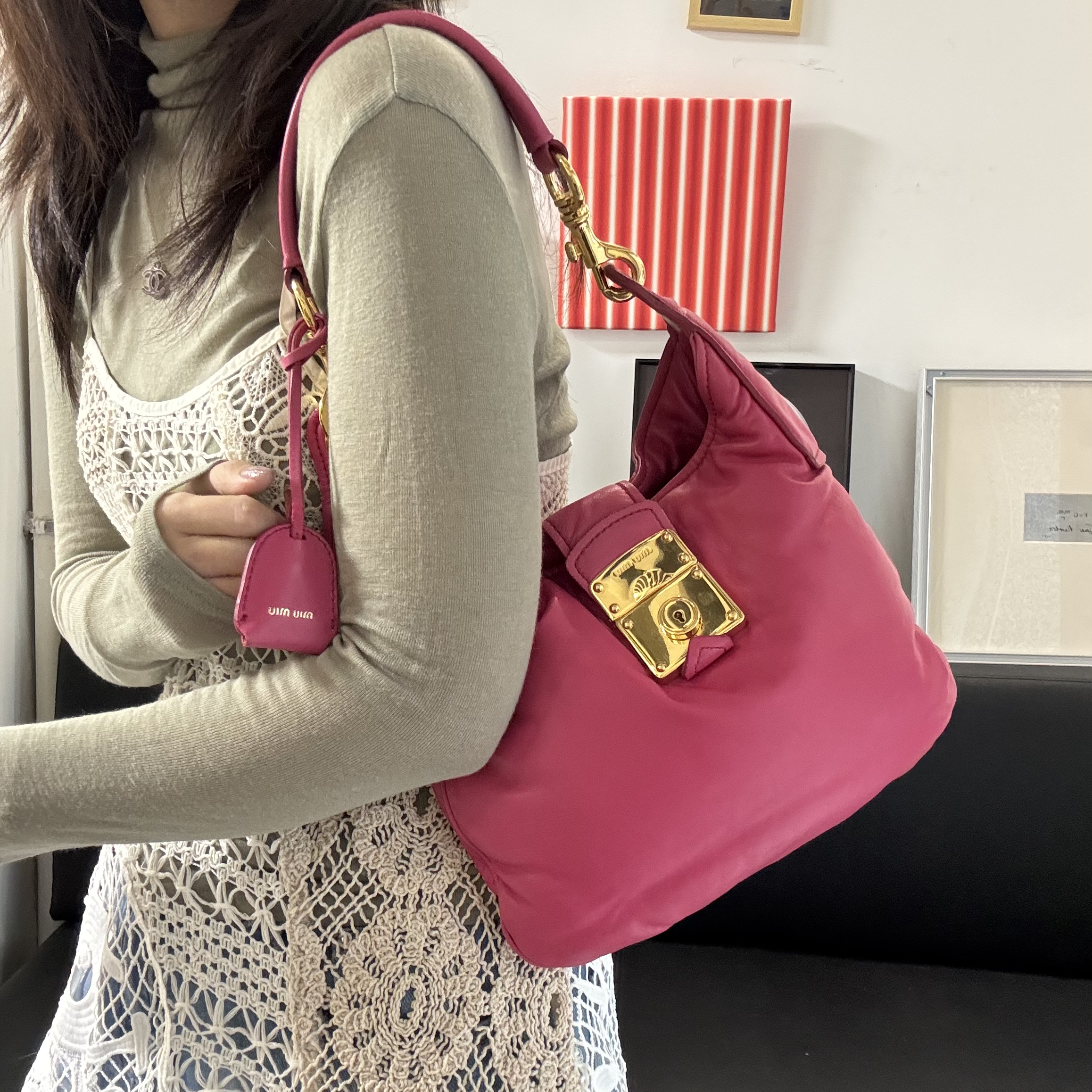 95新 MIU MIU/缪缪 7 粉色金扣云朵单肩包