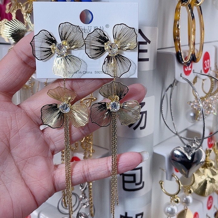 铁合金合金饰品耳环