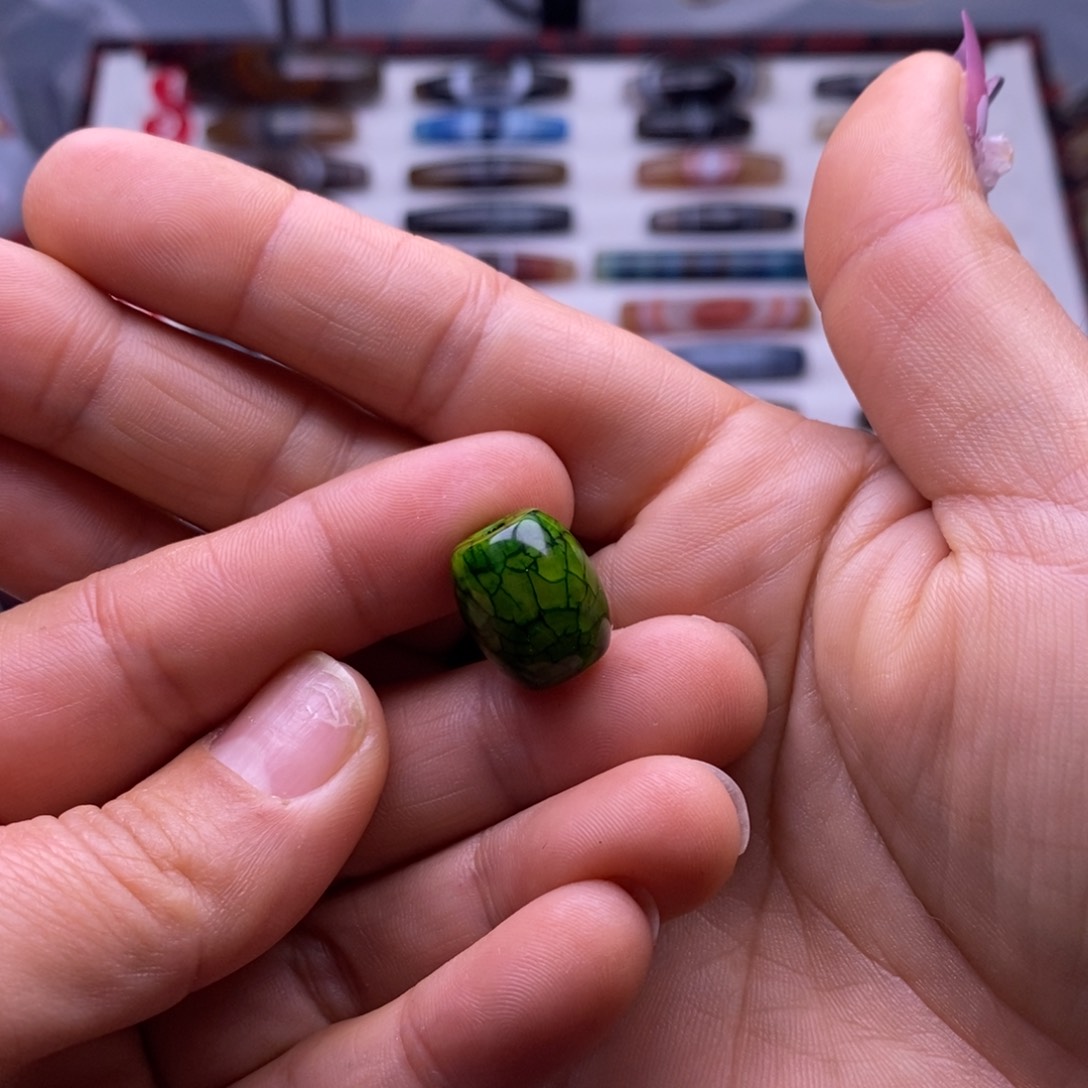 玛瑙/玉髓颈饰未镶嵌北**南