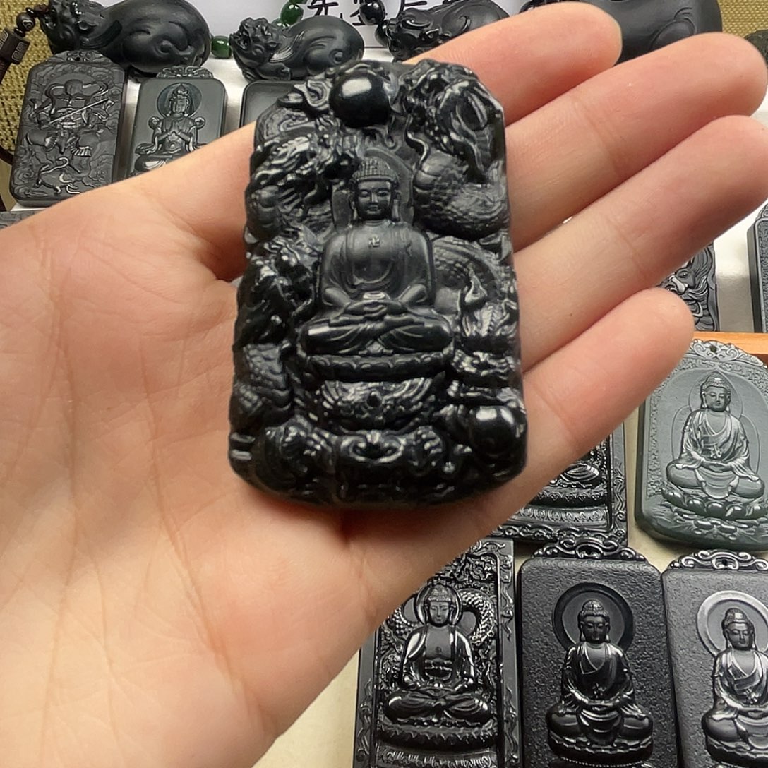 敬***心和田玉未镶嵌颈饰