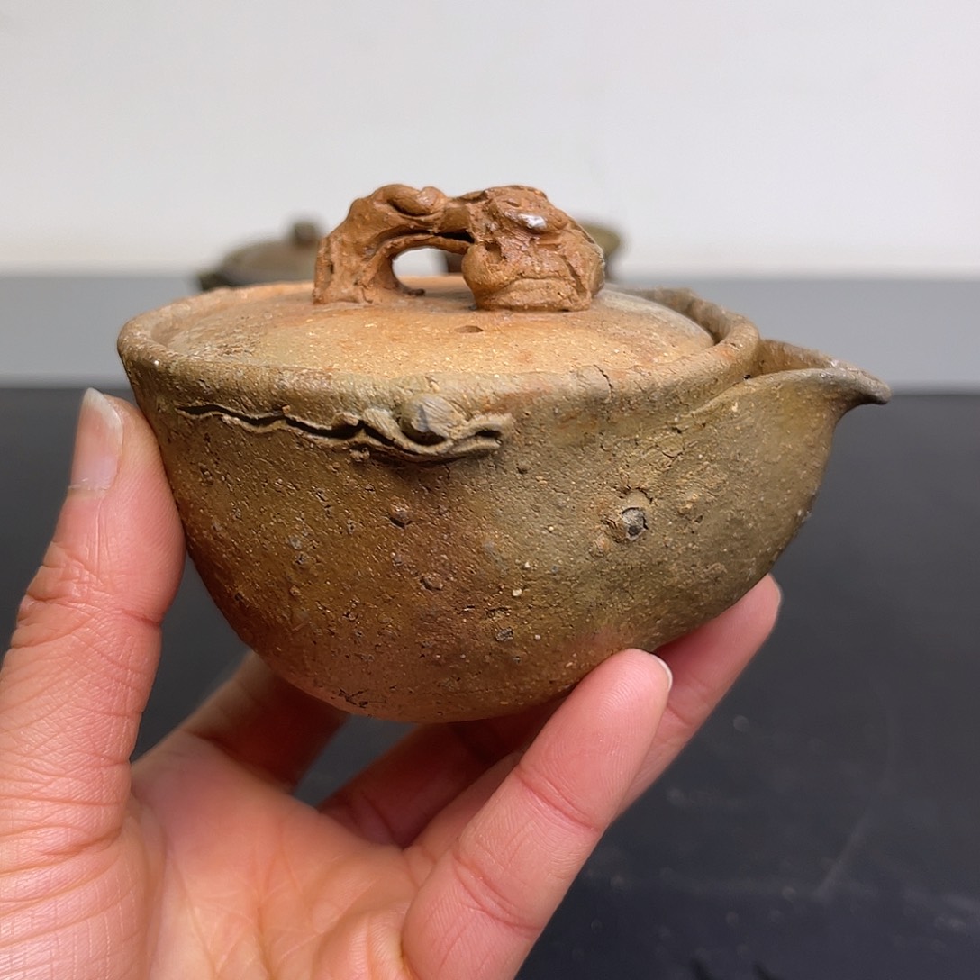 备前烧作品（黄哉耳朵崩了一小点葉****耶