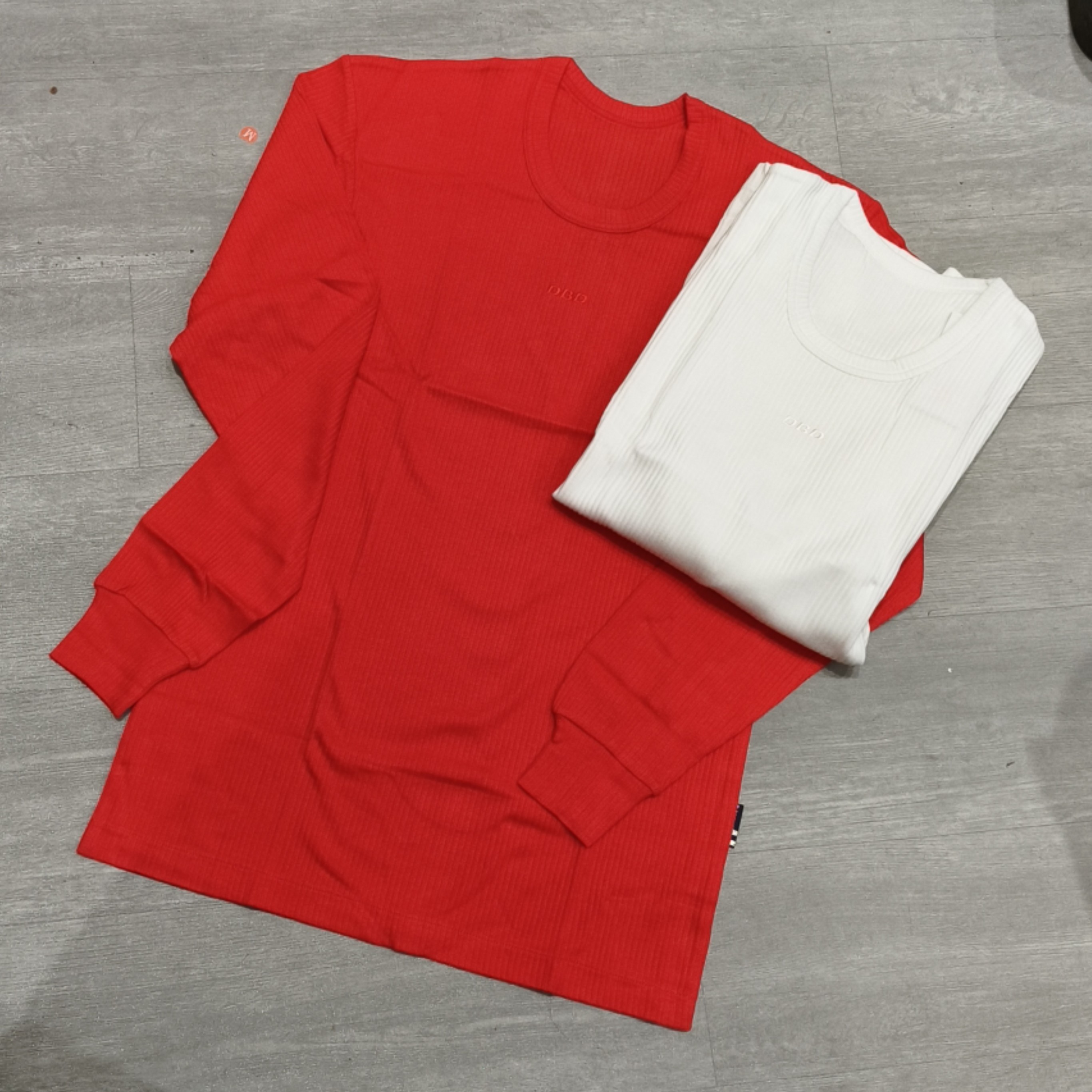 纯色坑条前字母刺绣保暖长袖打底衫-果梓712