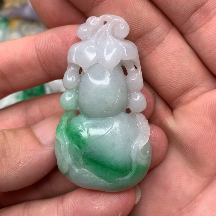 定制翡翠未镶嵌翡翠