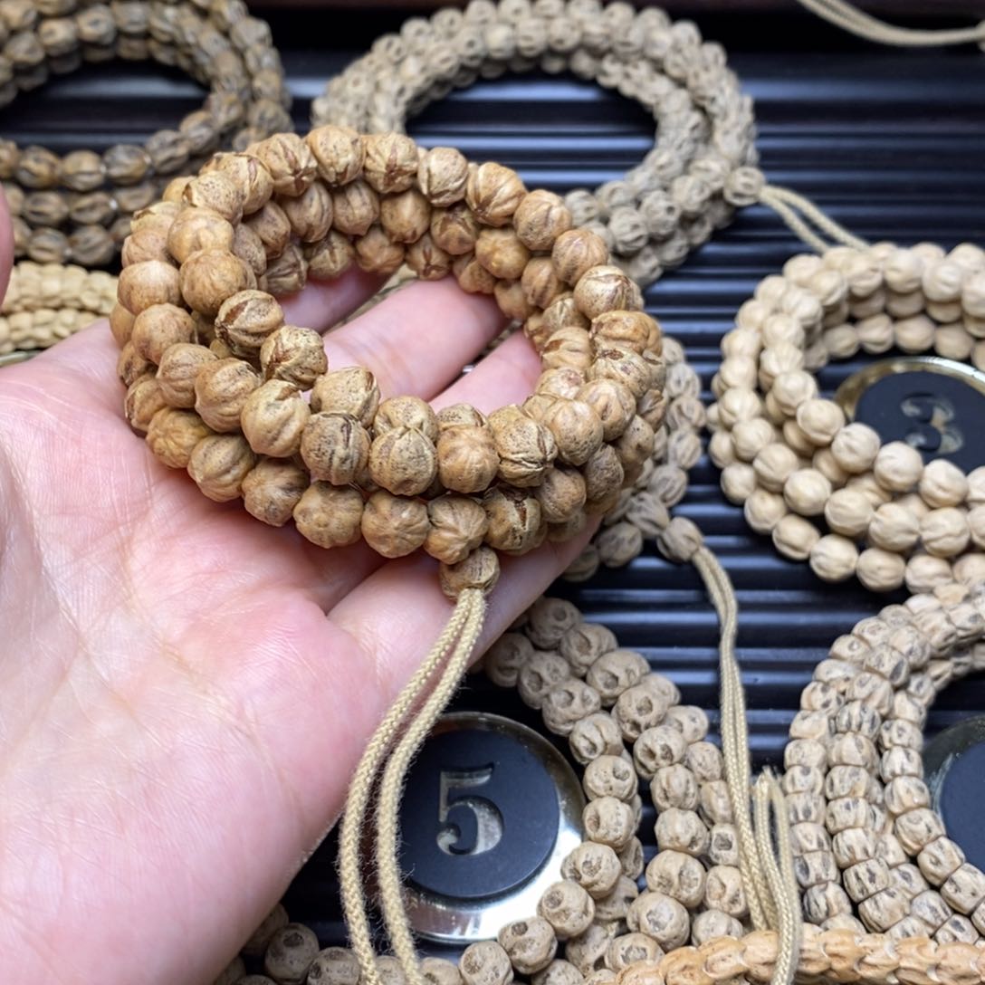 柏香籽/百香籽吊坠绵**、