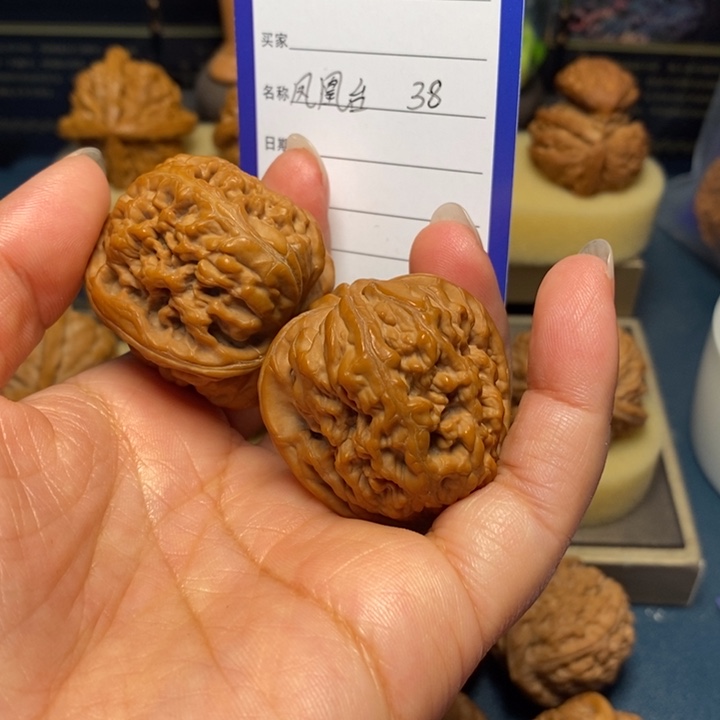 【闪购商品】把件文玩核桃秋****?凤凰台
