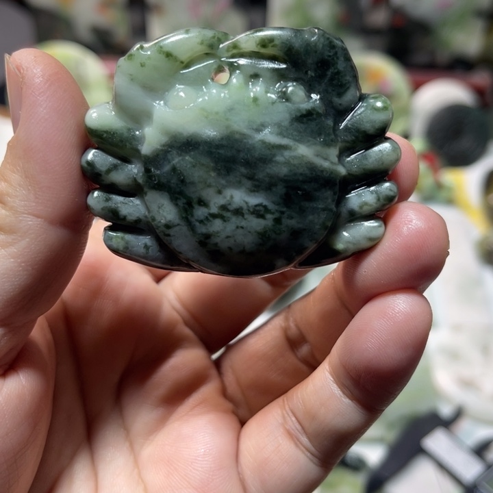 独山玉未镶嵌颈饰