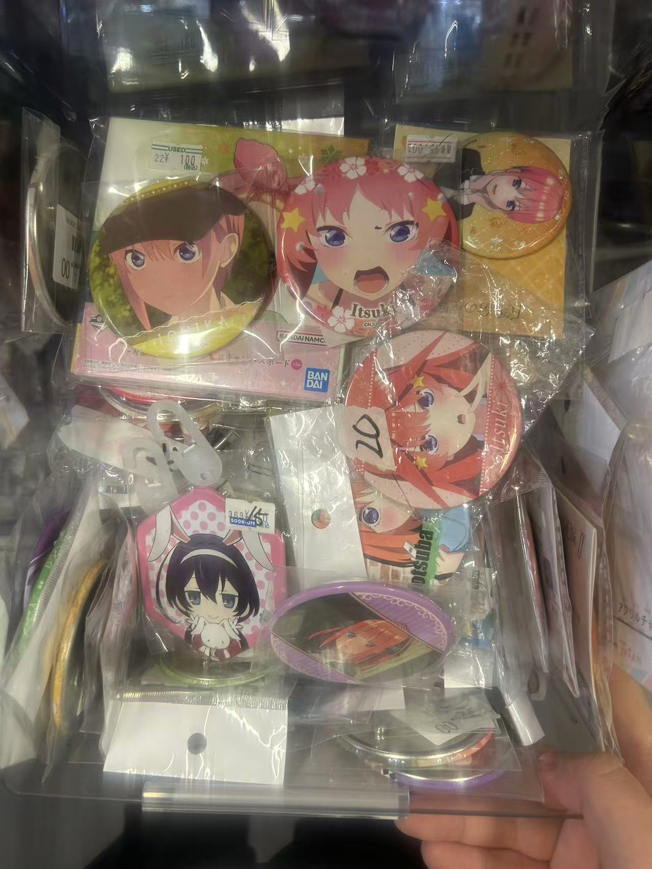 魔法少女小圆周边镭射马口铁吧唧徽章巴麻美佐仓杏子谷子