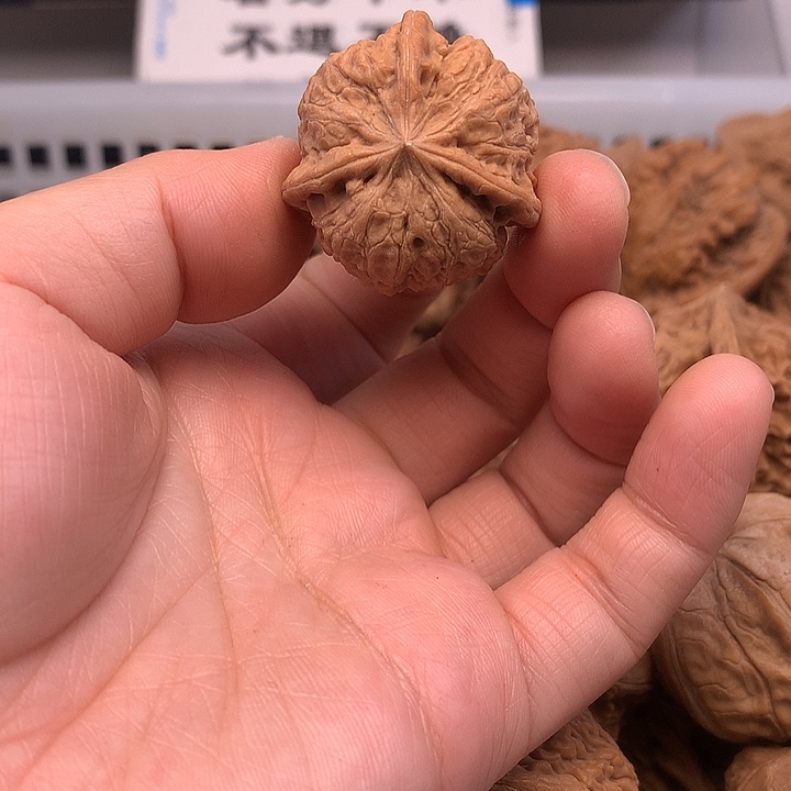 冬***头吊坠文玩核桃文玩核桃