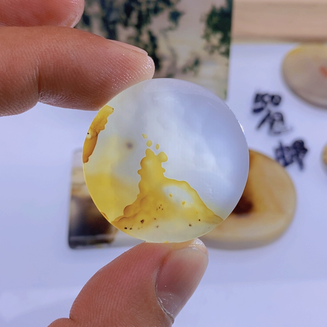 玛瑙/玉髓颈饰未镶嵌