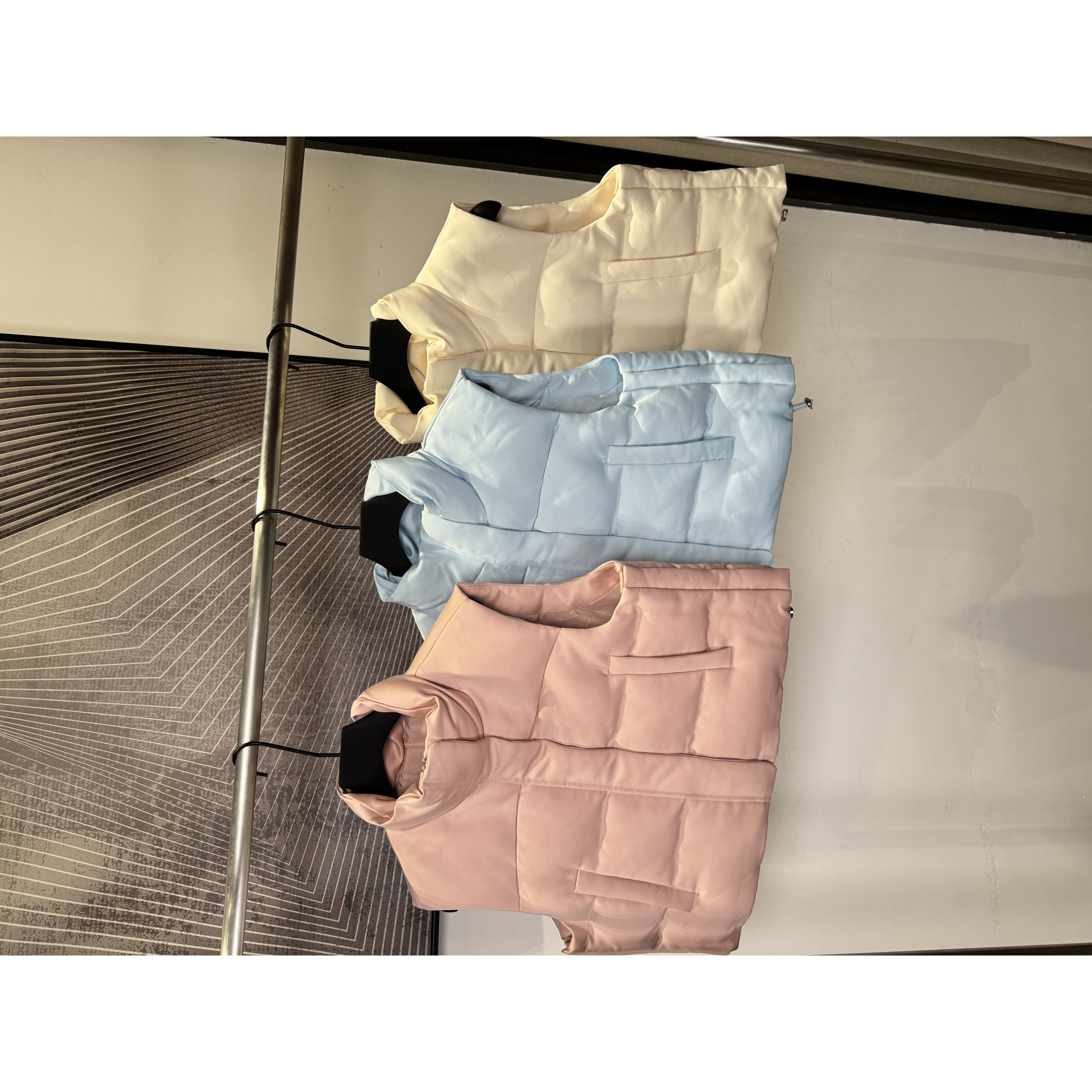 B167小众设计师面包羽绒马甲冬季洋气简约鹅绒背心马夹