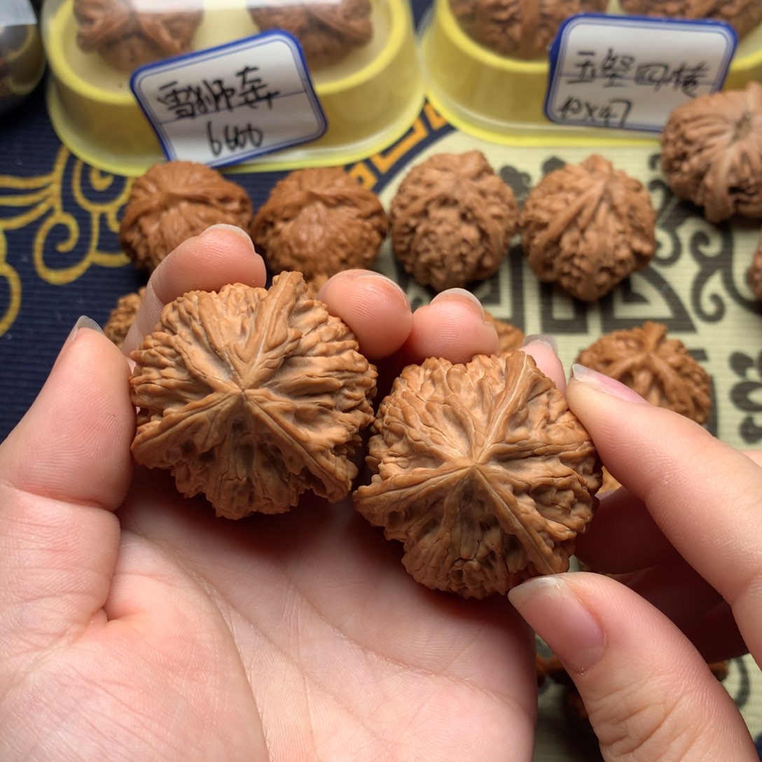 文玩核桃吊坠文山41