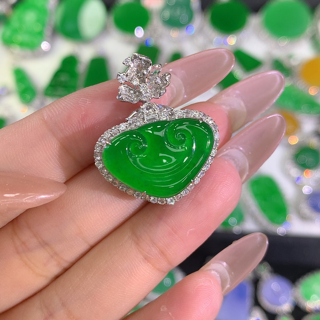 翡翠颈饰18K金镶嵌11111111