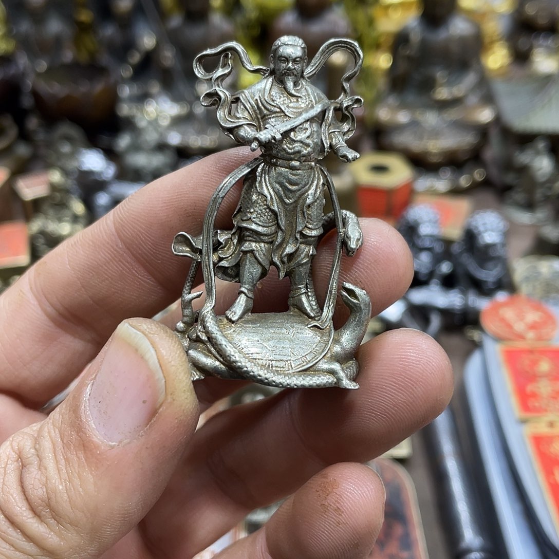 舒***大白铜材质精品摆件