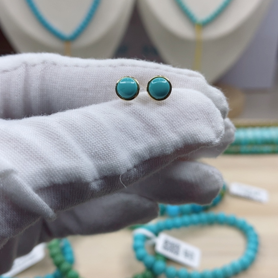 绿松石18K金镶嵌耳饰