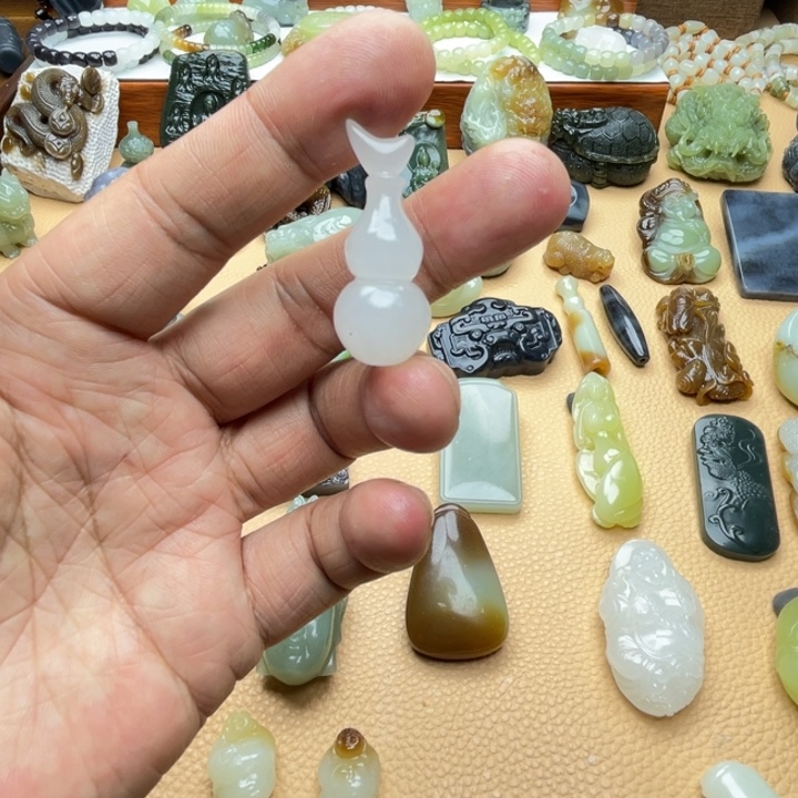 和田玉颈饰未镶嵌定制款