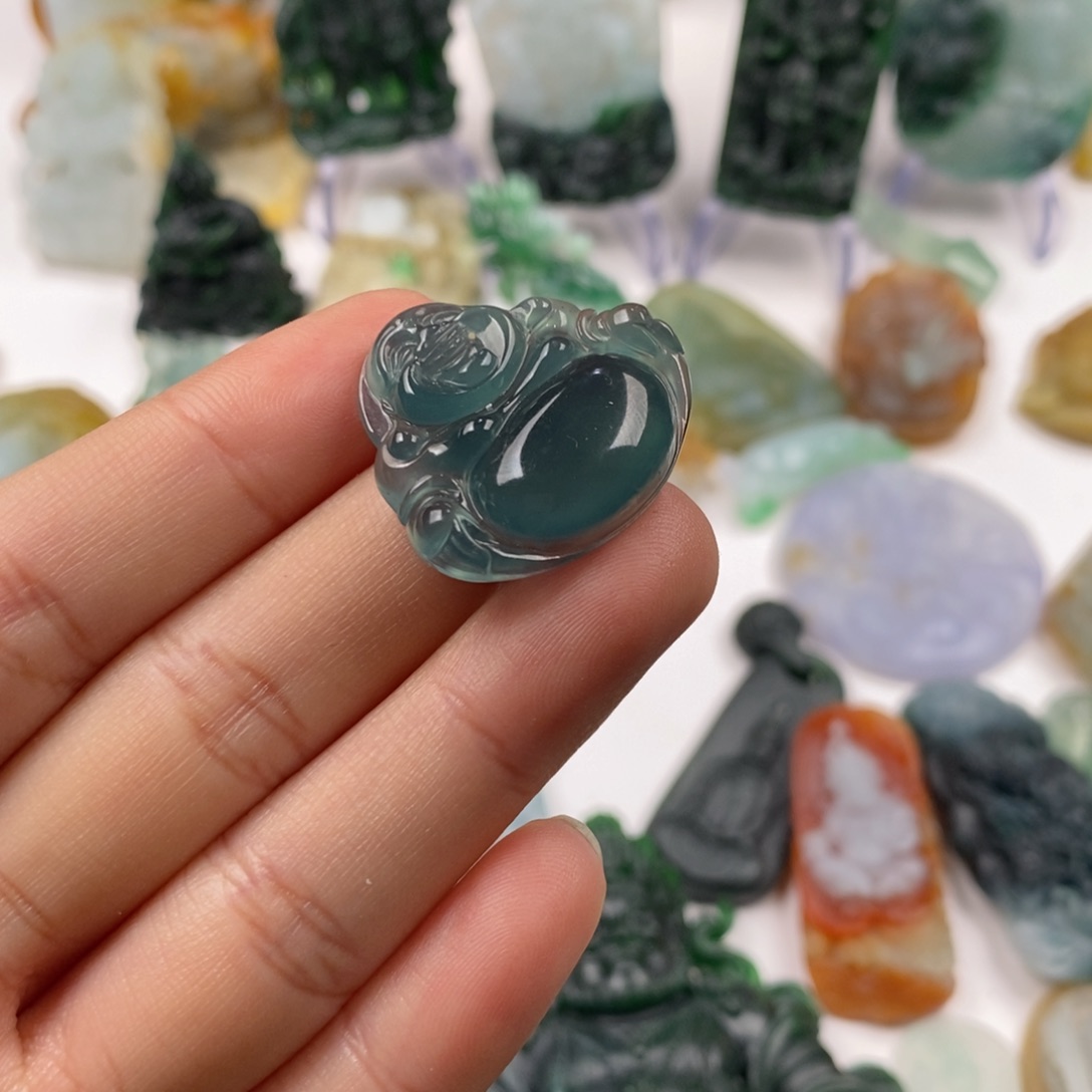 定制翡翠未镶嵌翡翠