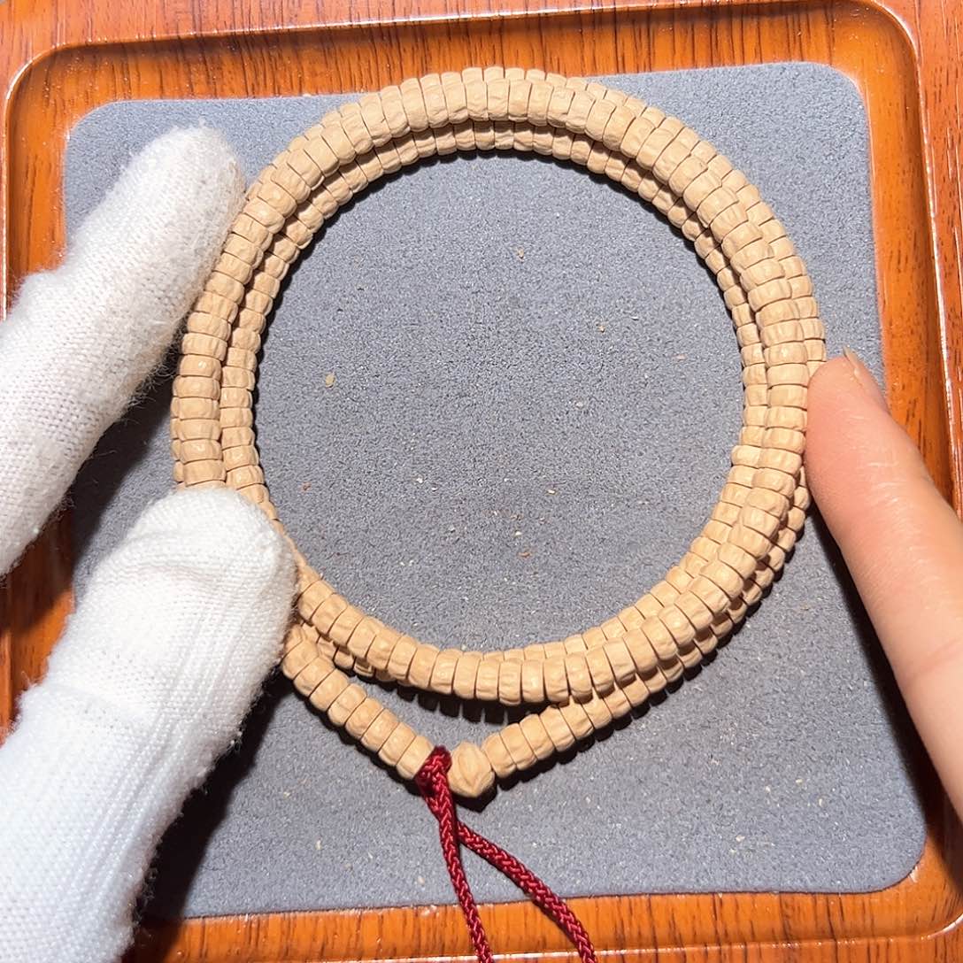 柏香籽/百香籽吊坠Y****思精工毕业药片5.5+