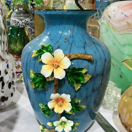 琉璃高度29厘米蓝色珐琅彩花瓶