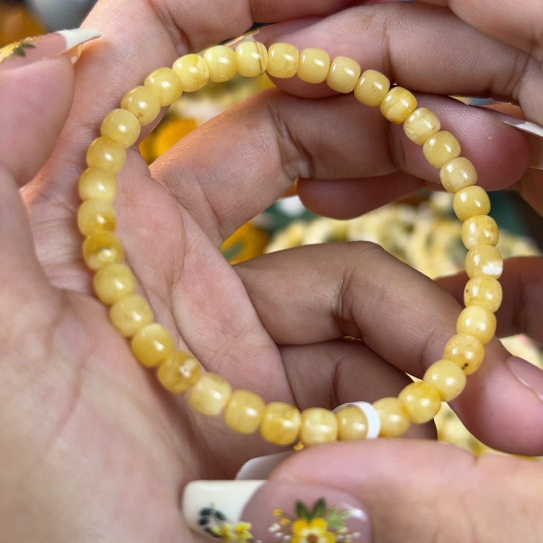 未镶嵌琥珀珠宝奇石