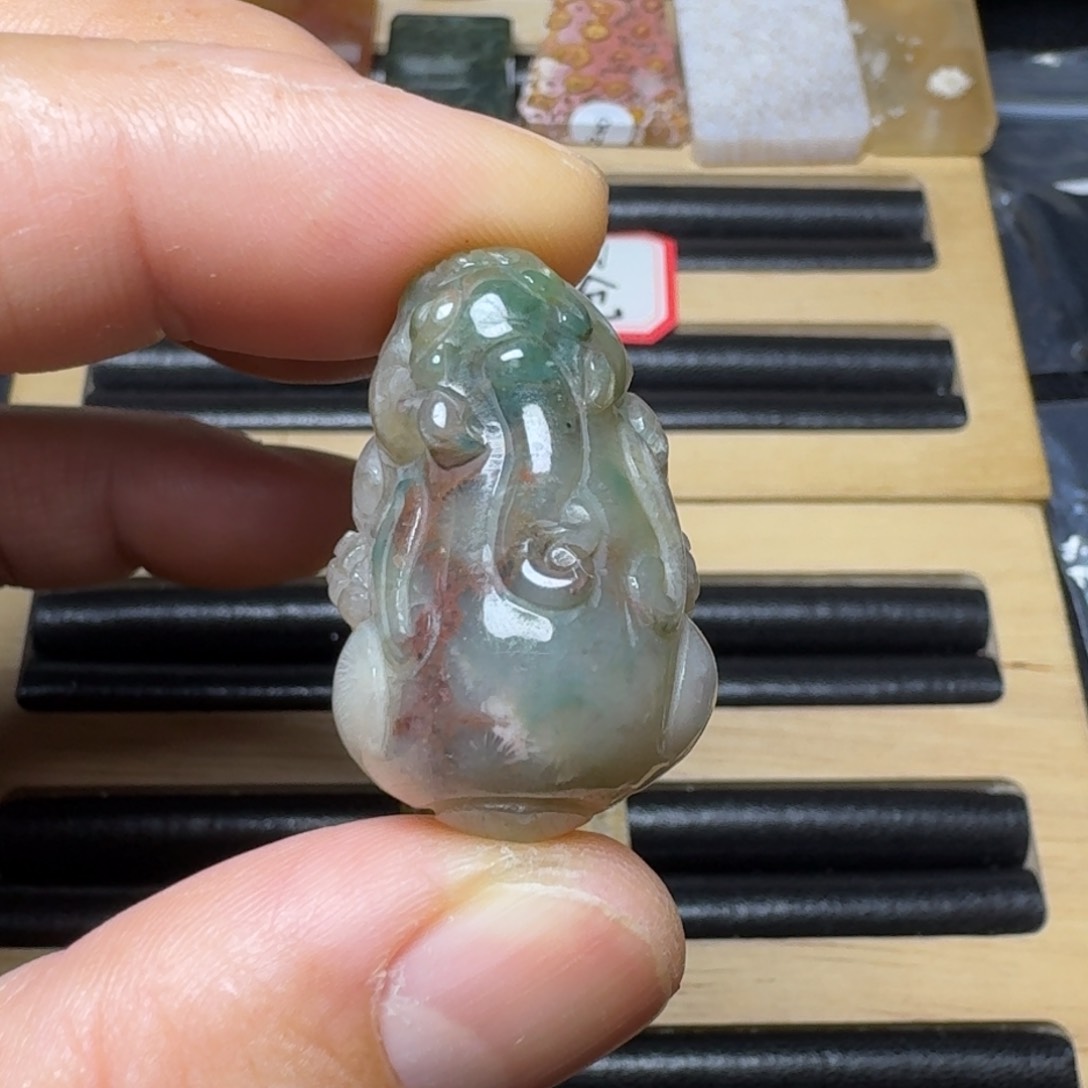 硅化玉纯天然色有机玉石未镶嵌三****P