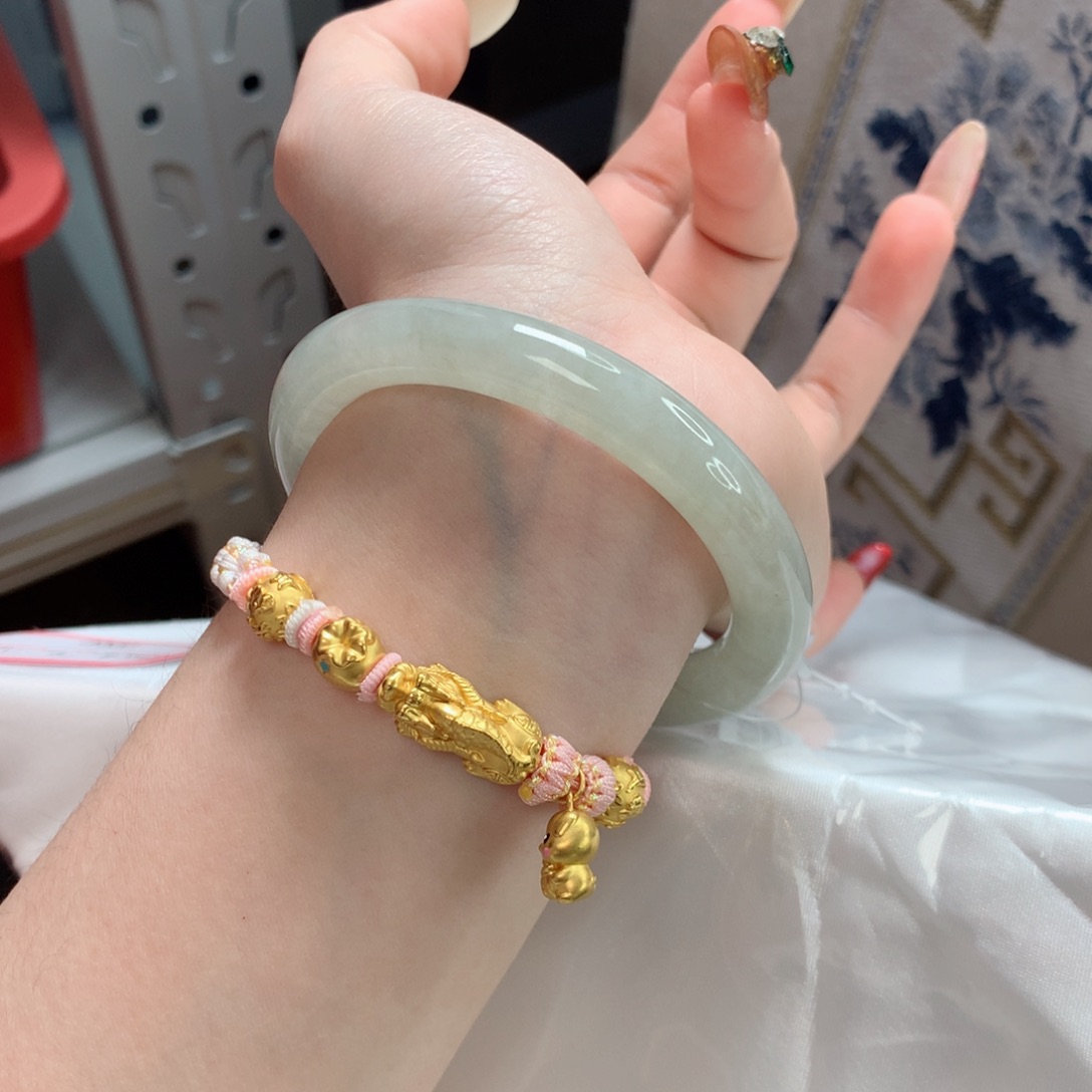 翡翠手镯未镶嵌54.3冰糖雪梨正圆