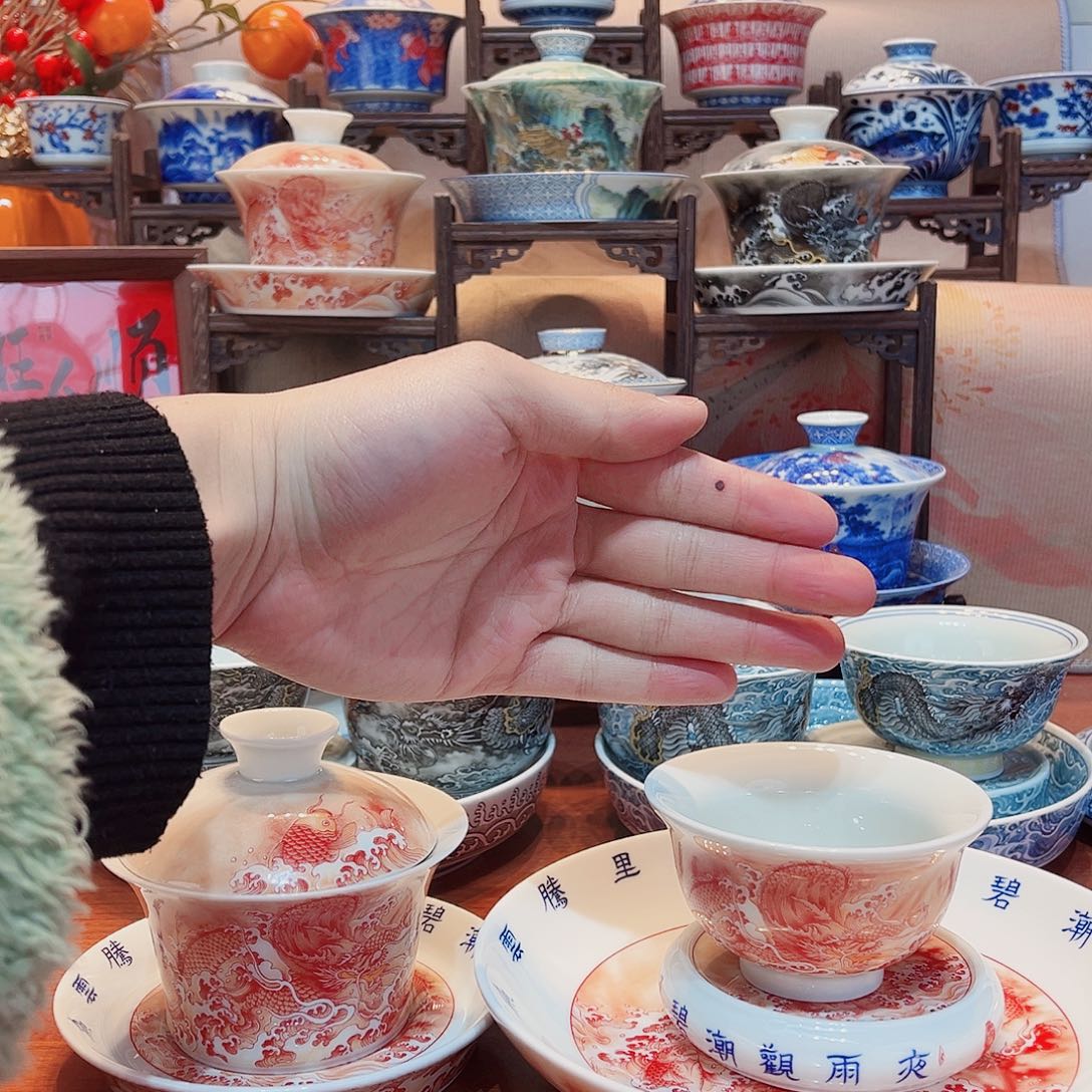 好多好多好多话或多或少是